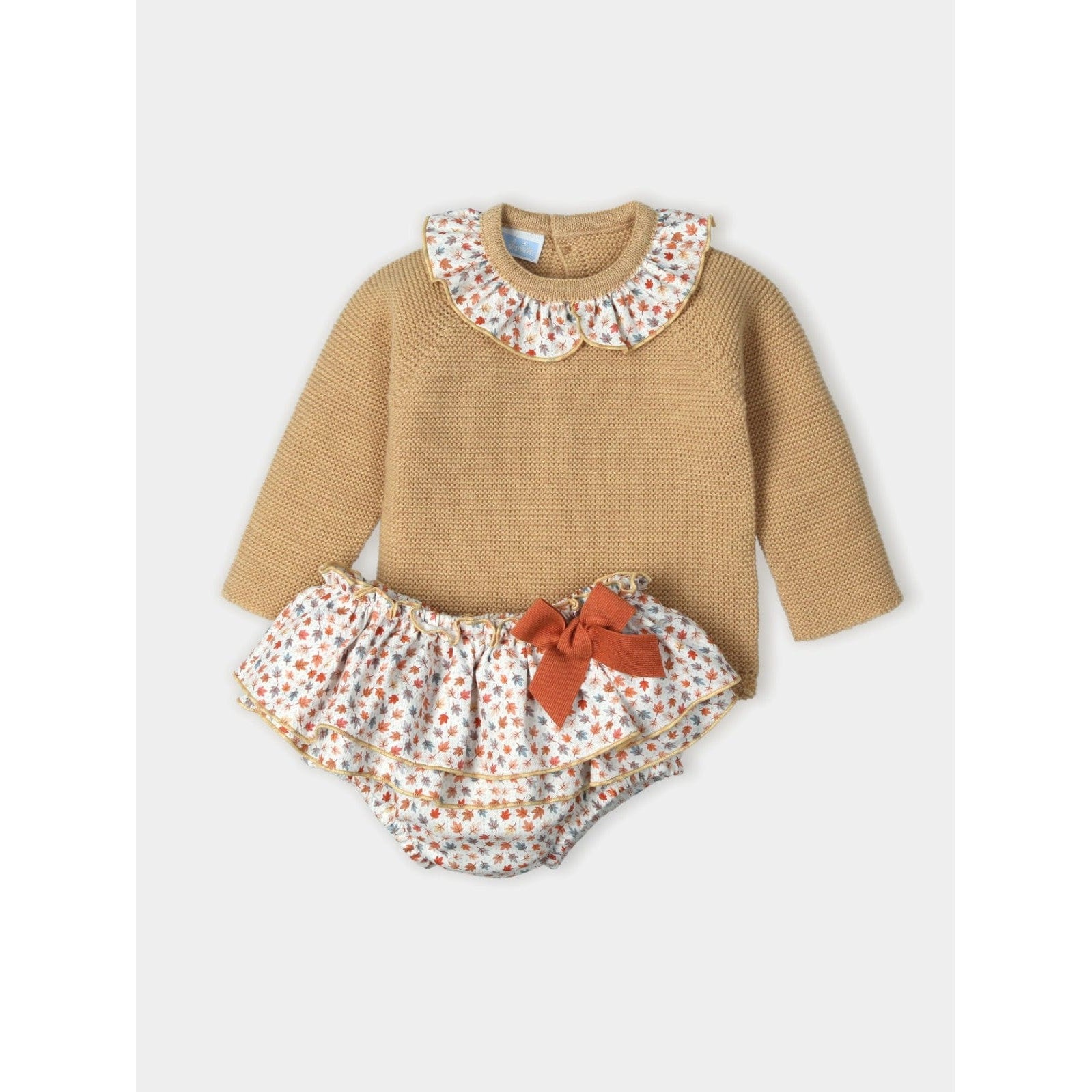 Mac Ilusion Sweater & leggings Mac Ilusion Baby Girls Almond Knitted Sweater With Ruffe On The Collar And Printed Cotton Culotte Outfit